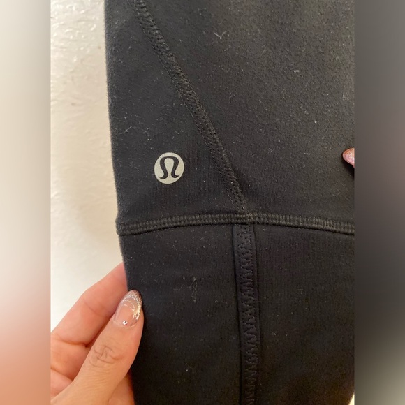 Lululemon legging - Picture 4 of 5